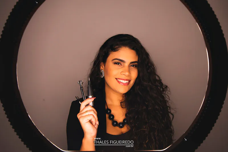 Retrato Corporativo - Bianca Melong Sobrancelhas — foto 14
