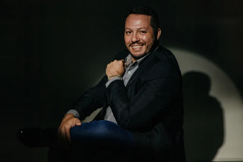 Retrato Coorporativo Cassio Dom