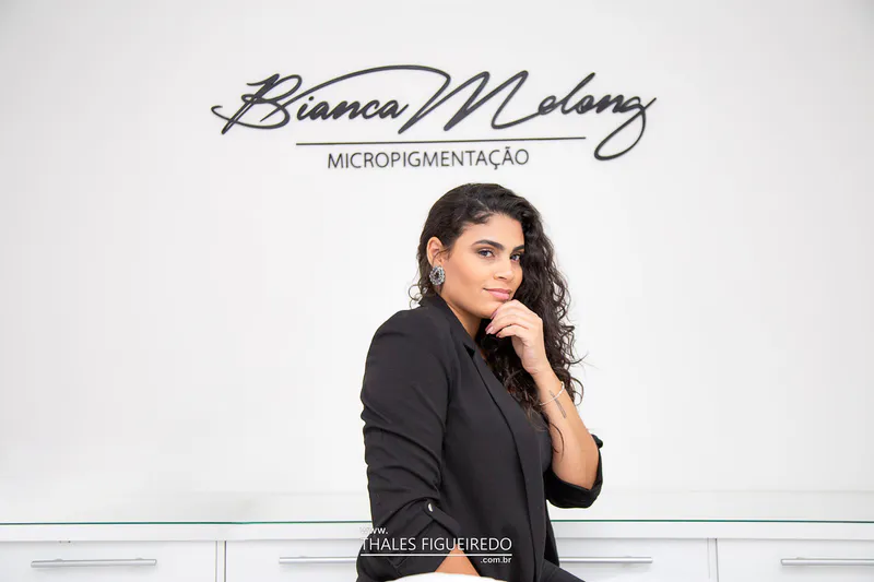 Retrato Corporativo - Bianca Melong Sobrancelhas — foto 18